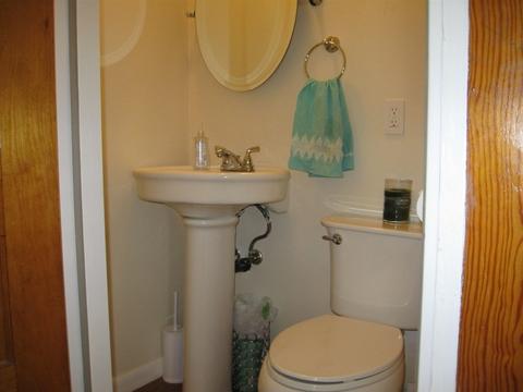 98 Sunapee St, Springfield, MA 01108 photo 29