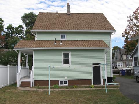 98 Sunapee St, Springfield, MA 01108 photo 2