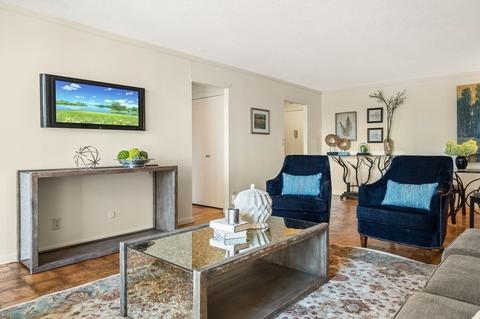 77 Pond Ave #303, Brookline, MA 02445 photo 7