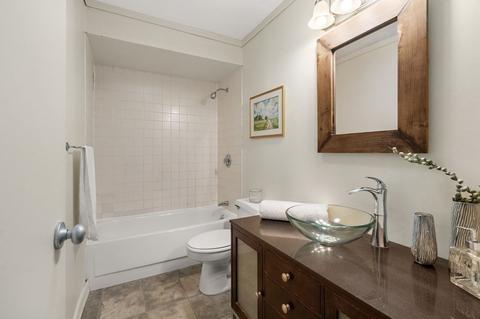 77 Pond Ave #303, Brookline, MA 02445 photo 14