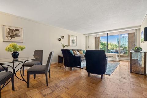 77 Pond Ave #303, Brookline, MA 02445 photo 8