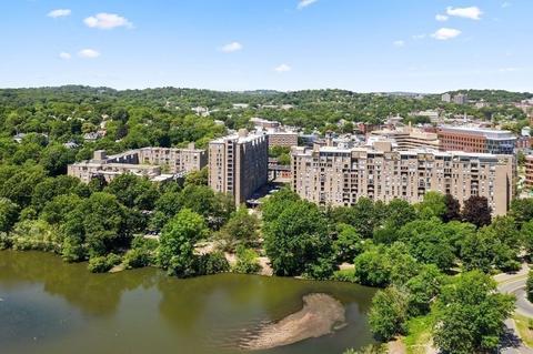 77 Pond Ave #303, Brookline, MA 02445 photo 27