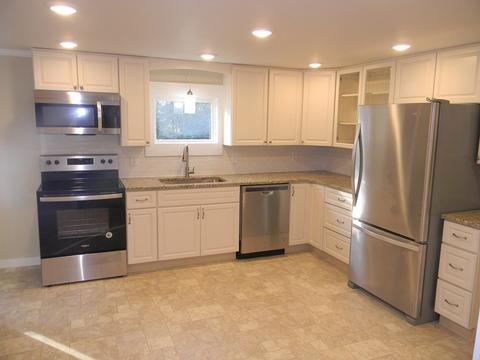 158 E River St, Orange, MA 01364 photo 6