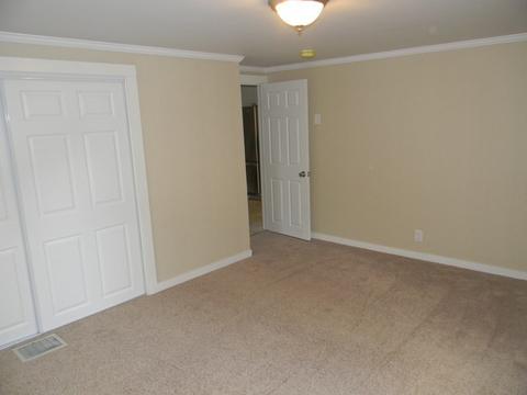 158 E River St, Orange, MA 01364 photo 20