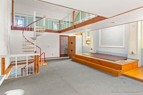35 North St, Georgetown, MA 01833 photo 11