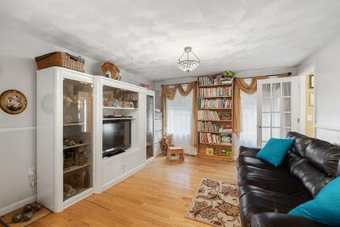240 Spring Rd, Dracut, MA 01826 photo 14