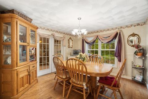 240 Spring Rd, Dracut, MA 01826 photo 11