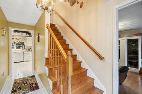 240 Spring Rd, Dracut, MA 01826 photo 6