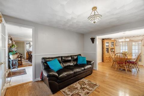 240 Spring Rd, Dracut, MA 01826 photo 13
