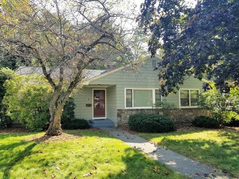 4 Claridge Dr, Worcester, MA 01602 photo 1