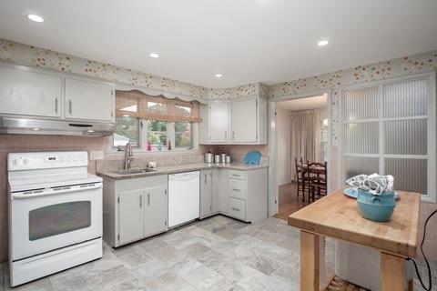 4 Claridge Dr, Worcester, MA 01602 photo 6
