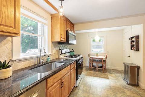 4 Beacon St, Stoneham, MA 02180 photo 18