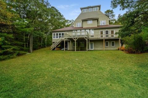 5 Bourne Hill Rd, Wareham, MA 02571 photo 1