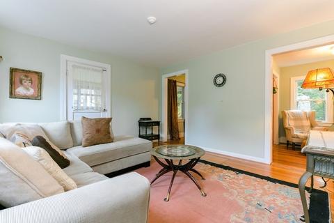 150 Curve St, Dedham, MA 02026 photo 9