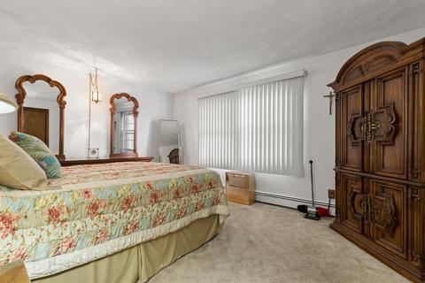 25 Winthrop Rd, Everett, MA 02149 photo 17