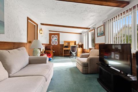 25 Winthrop Rd, Everett, MA 02149 photo 20