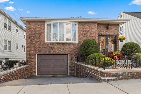 25 Winthrop Rd, Everett, MA 02149 photo 1