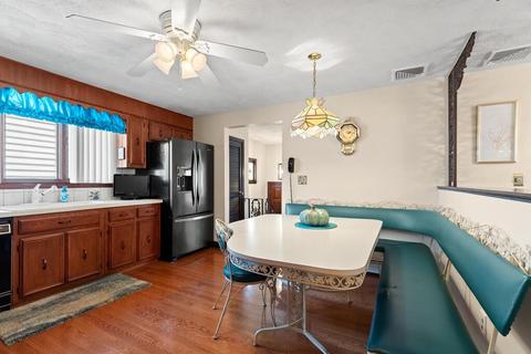 25 Winthrop Rd, Everett, MA 02149 photo 14