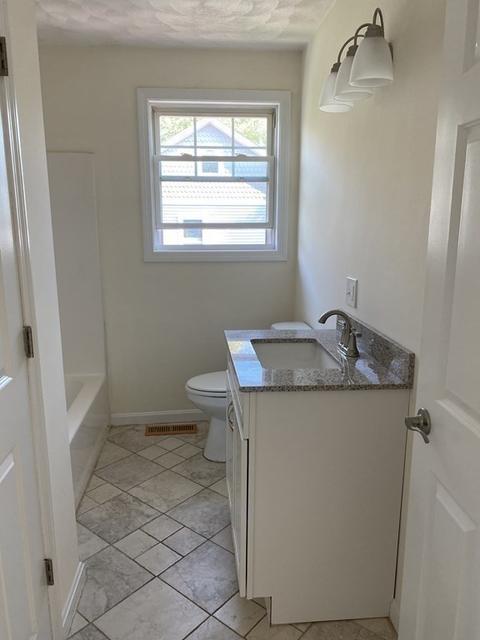 10 Riverside St, Danvers, MA 01923 photo 14