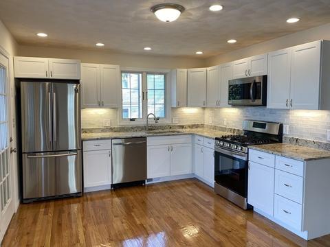 10 Riverside St, Danvers, MA 01923 photo 1