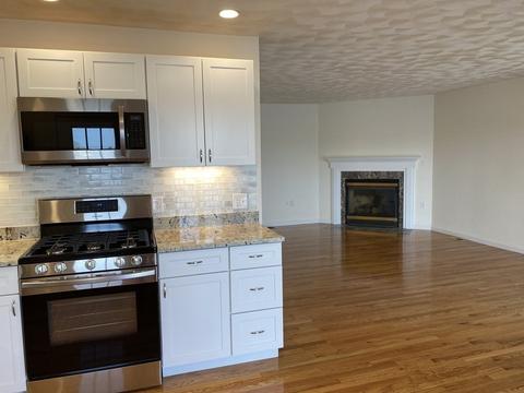 10 Riverside St, Danvers, MA 01923 photo 2