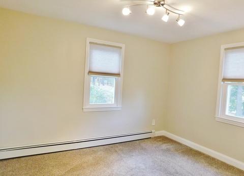 214 Hartwick St, Springfield, MA 01108 photo 16