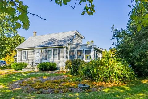 752 Ware St, Mansfield, MA 02048 photo 2