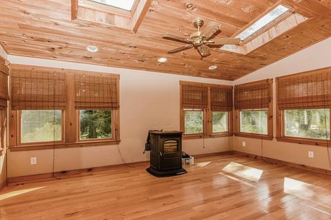752 Ware St, Mansfield, MA 02048 photo 6