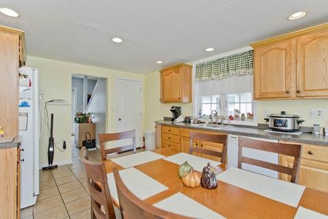 26 Lemay St, Chicopee, MA 01013 photo 12