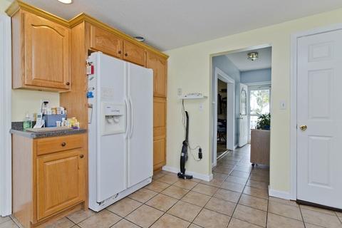 26 Lemay St, Chicopee, MA 01013 photo 14