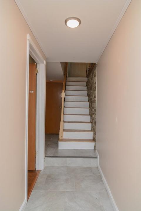 44 Maple St, Lowell, MA 01852 photo 3
