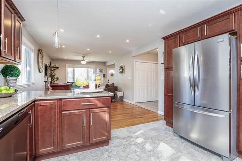 8 Makepeace, Saugus, MA 01906 photo 15