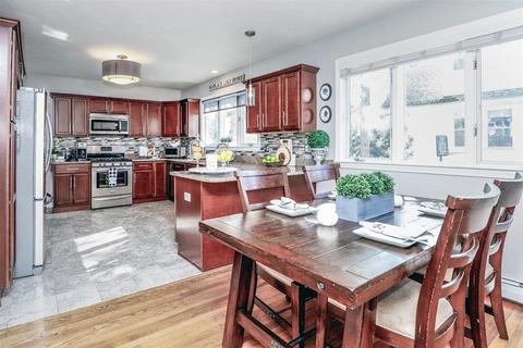 8 Makepeace, Saugus, MA 01906 photo 11