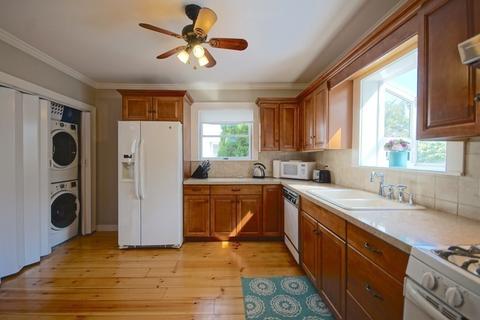 2 Huron St, Lynn, MA 01902 photo 8