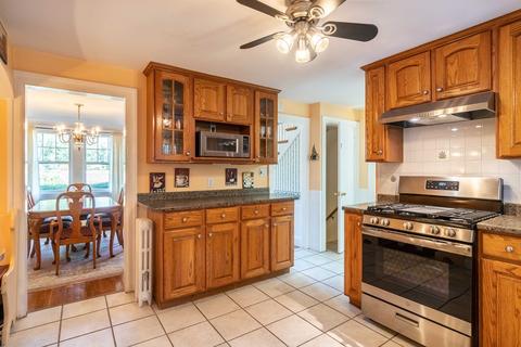 140 Harris Ave, Needham, MA 02492 photo 19