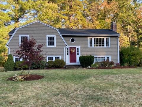 46 Ash St, Townsend, MA 01469 photo 1