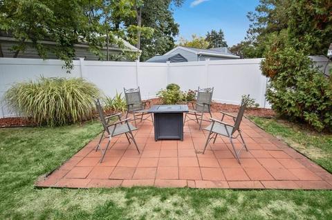67 Steuben St, Springfield, MA 01151 photo 6