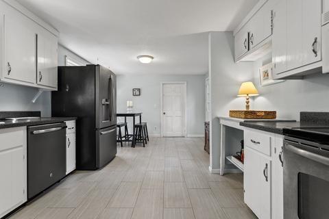 227 Eisenhower Dr, Barnstable, MA 02635 photo 11
