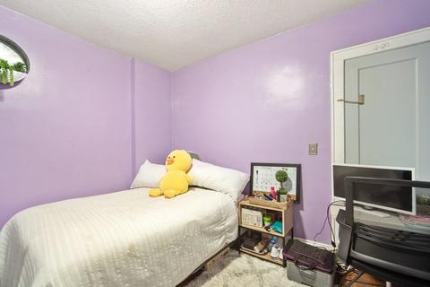 184 Harkness Ave, Springfield, MA 01118 photo 28