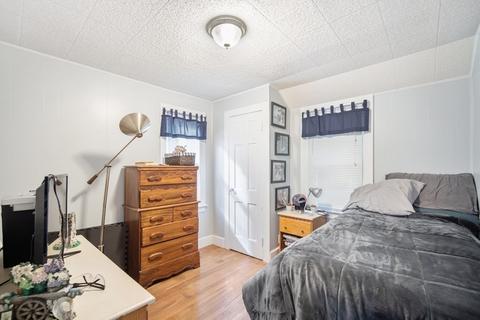 184 Harkness Ave, Springfield, MA 01118 photo 18