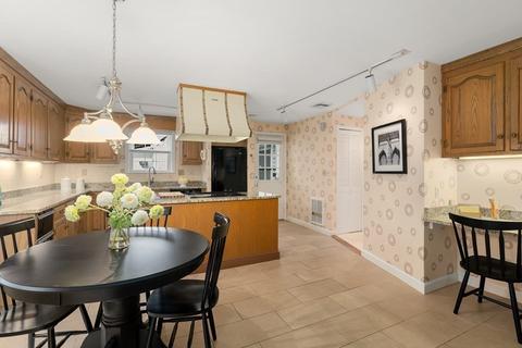 34 Morton St, Needham, MA 02494 photo 5