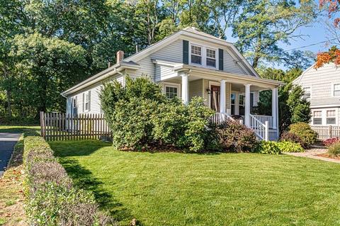 71 Vine St, Reading, MA 01867 photo 1