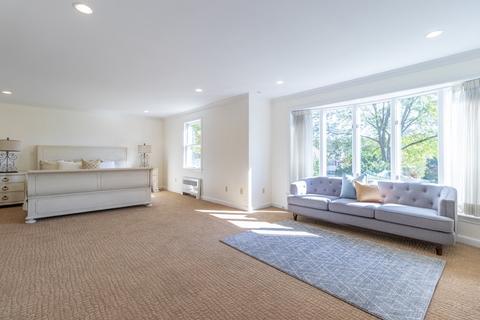 4 Hoosic Dr, Canton, MA 02021 photo 4