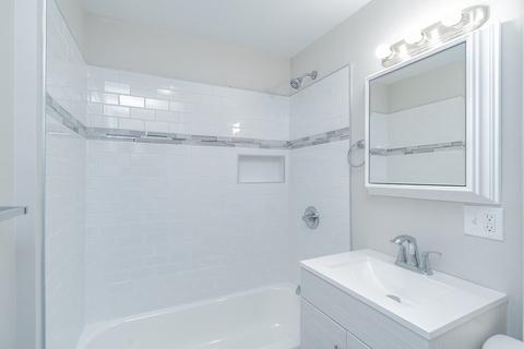 72 Mapledell St, Springfield, MA 01109 photo 8