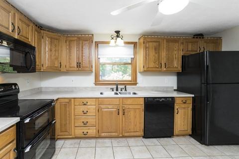 6 Lisa Ln, Georgetown, MA 01833 photo 11
