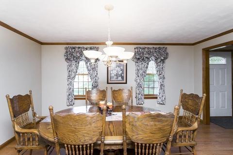 6 Lisa Ln, Georgetown, MA 01833 photo 5