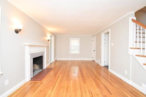 35 Mayfield St, Springfield, MA 01108 photo 3