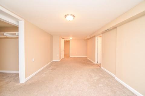45 Redfern Dr, Springfield, MA 01109 photo 21