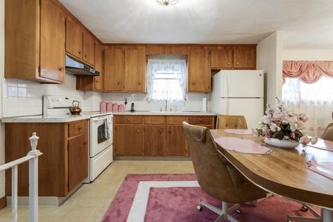 23 Arlington St, Everett, MA 02149 photo 11