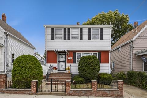 23 Arlington St, Everett, MA 02149 photo 2